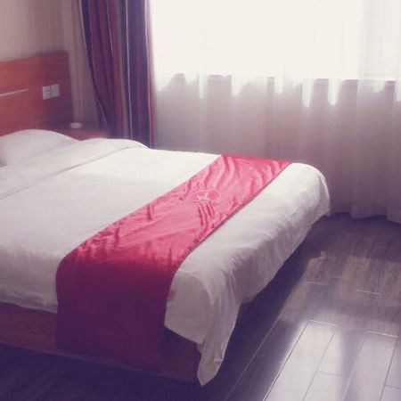Thank Inn Chain Hotel Shanxi Lvliang Lishi Beichuanghe Road Luliang  Ngoại thất bức ảnh